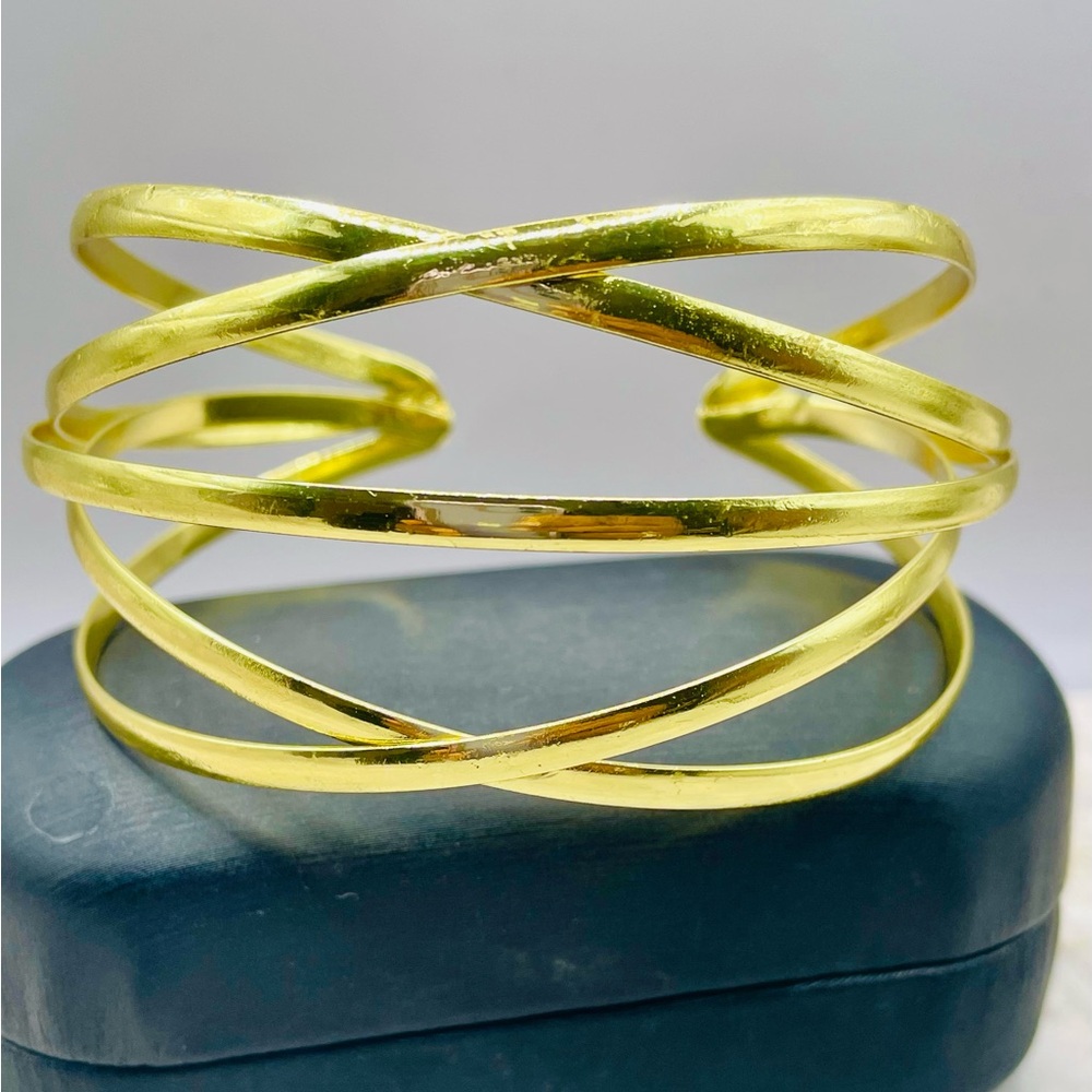 Gold Tone Geometric Irregular Criss Cross Bangle Cuff Bracelet. Adjustable